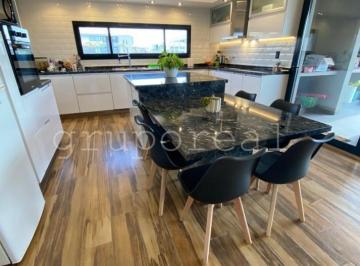 Casa · 180m² · 5 Ambientes · Lagos de Canning - Muy Linda y Moderna Propiedad, en Excelente Estado!