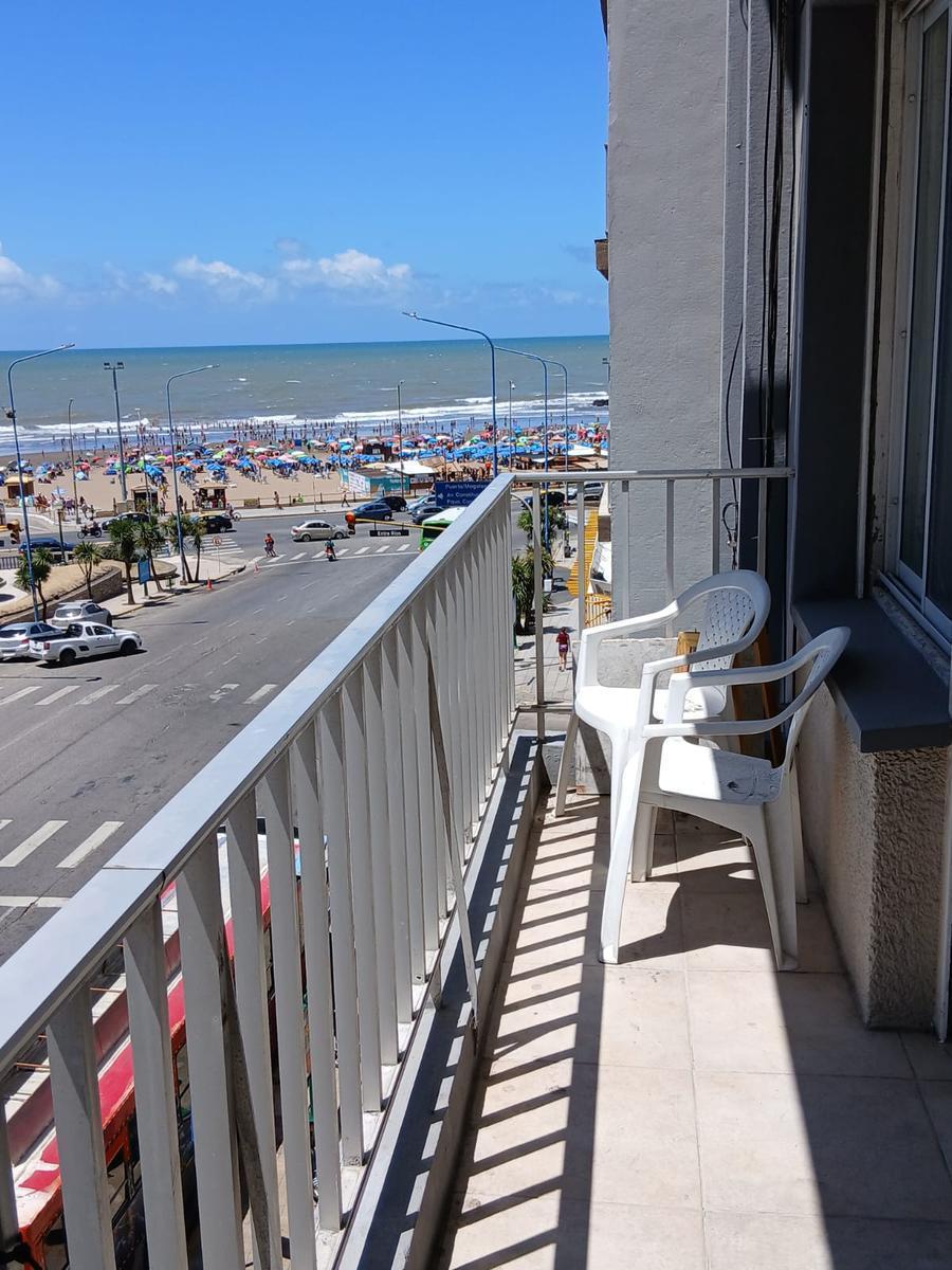Venta Departamento 3 ambientes con dependencia y balcón al frente