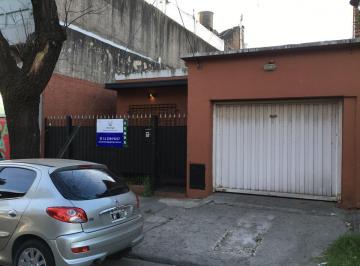 Casa de 4 ambientes, San Isidro · Casa con Depto Al Fondo en Venta San Isidro