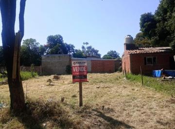 Terreno · 300m² · V394 - Lote Residencial a m de Colectora Acceso Sur