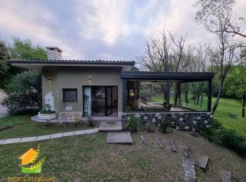 Casa de 9 ambientes, Alta Gracia · Casa en Potrerillo de Larreta Country Golf – Alta Gracia