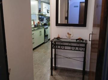 Departamento de 2 ambientes, Villa Devoto · Villa Devoto. Avda. Segurola 3200 Alt Beiro 4400 Dto.2 Amb Piso Segundo.