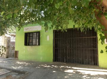 Casa · 120m² · 4 Ambientes · Casa a Refaccionar/demoler en Venta - Candioti Norte