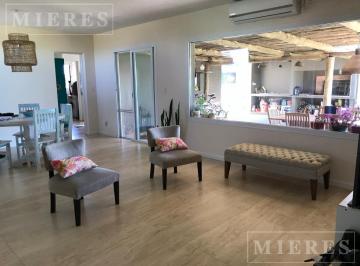 Casa · 165m² · 5 Ambientes · Casa en Venta Apto Credito en San Sebastián Área 5