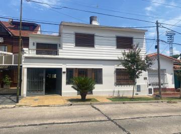 Casa de 5 ambientes, San Fernando · Casa de 5 Amb. en Venta en Victoria