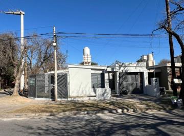 Casa de 4 ambientes, Córdoba · Casa en Venta Barrio Residencial Velez Sarsfield – 4 Dorm. con Cochera