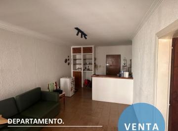 Departamento · 43m² · 1 Dormitorio · Departamento a Reciclar, Pb en El Centro de Tandil de un Dormitorio. 25 de Mayo 650.