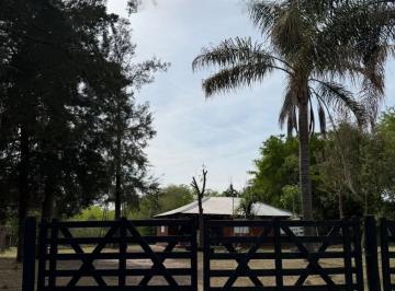 Quinta vacacional · 25000m² · 5 Ambientes · Casa Quinta en La Picada