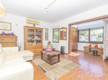 Casa · 382m² · 5 Ambientes · 4 Cocheras · Venta Casa Cuatro Dorm. Maldonado