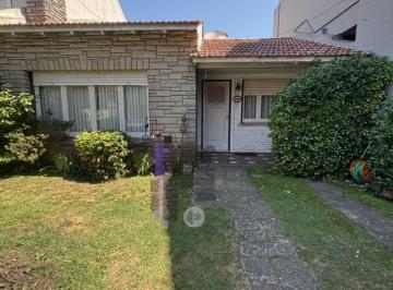 Casa · 101m² · 4 Ambientes · Casa en Venta - Barrio Chauvin (Mar del Plata)