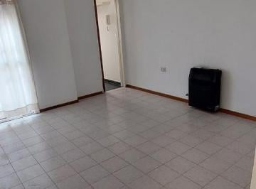 Departamento · 45m² · 2 Ambientes · Departamento de un Dormitorio con Patio