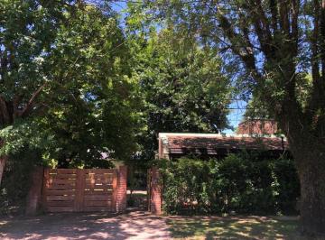 Casa de 3 ambientes, La Plata · Casa en Venta en PH
