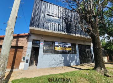 Bodega-Galpón · 170m² · Venta de Galpon en Villa Ballester!se Escuchan Ofertas.