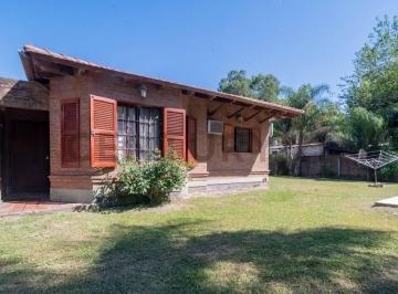 Casa de 8 ambientes, San José del Rincón · Venta Casa Quinta de 3 Dorm., Quincho y Pileta - Villa California, San José del Rincón