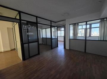 Oficina comercial · 100m² · 5 Ambientes · Oficina en Venta - 4 Despachos - Microcentro