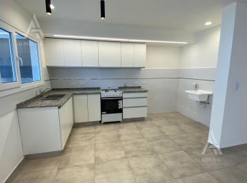 Casa · 115m² · 4 Ambientes · Alquiler Duplex 3 Dorm. - Neuquen