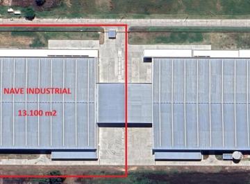 Bodega-Galpón · 13100m² · Nave Industrial en Alquiler