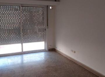 Departamento de 2 ambientes, Lanús · Departamento en Alquiler a m de La Estación de Lanús