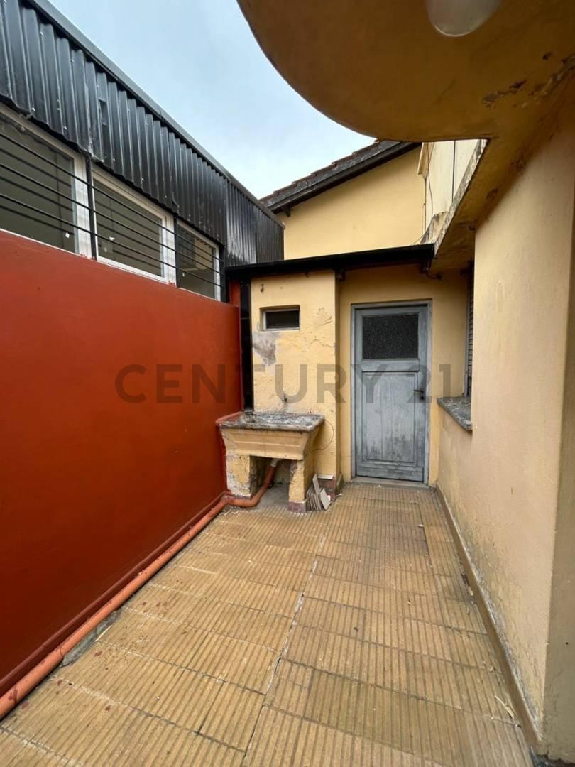 72 e/ 118 y 119,  Villa Elvira, La Plata