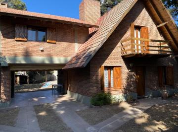 Casa · 200m² · 5 Ambientes · 2 Cocheras · Casa en Carlos Paz - Venta - Balneario El Fantasio