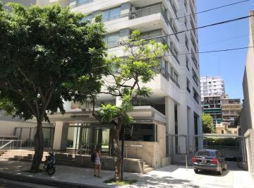Garage · 18m² · Cochera Fija y Baulera en Venta en Villa Urquiza