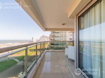 Departamento · 169m² · 4 Ambientes · 1 Cochera · Venta y Alquiler Apartamento 3 Dorm. y Dependencia Playa Brava Punta del Este
