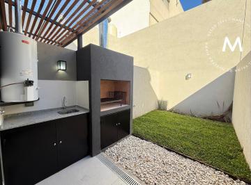 PH · 80m² · 3 Ambientes · 1 Cochera · PH en Venta de 3 Ambientes con Cochera y Parrilla - Villa Ballester