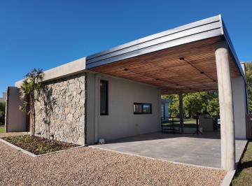 Casa · 156m² · 4 Ambientes · 4 Cocheras · Casa 4 Amb en Haras San Pablo Lote Interno Estrenar