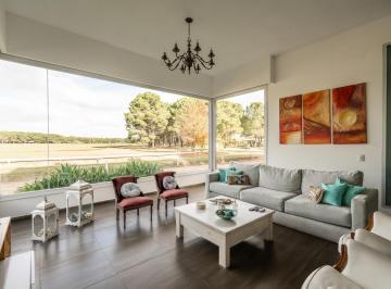 Casa · 339m² · 5 Ambientes · 3 Cocheras · Casa en Venta La Herradura Pinamar