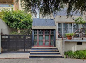 Casa · 285m² · 5 Ambientes · 1 Cochera · Venta Casa 6 Ambientes Las Lomitas - Lomas de Zamora