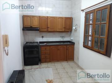 Casa · 35m² · 2 Ambientes · Venta - Departamento 1 Dormitorio en Planta Alta - Teniente Agneta 1325 - Azcuenaga - Rosario