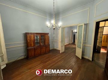 PH · 102m² · 3 Ambientes · PH. Al Frente Planta Baja, Entrada Independiente.