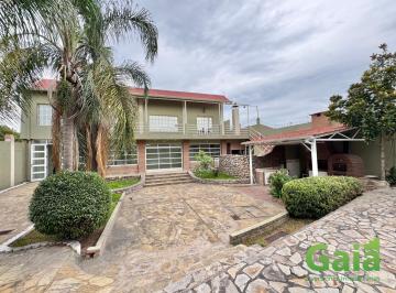 Casa · 400m² · 12 Ambientes · 5 Cocheras · Casa en Villa Rebeca