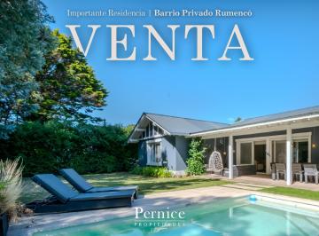 Casa · 220m² · 6 Ambientes · Casa en Venta con 3 Dorm. y Piscina en Rumencó