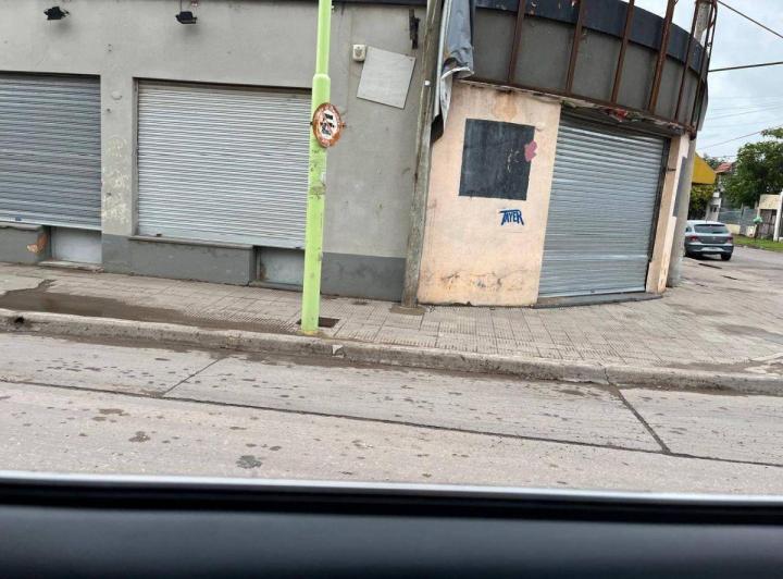 Local comercial · 400m² · 1 Ambiente · 1 Cochera