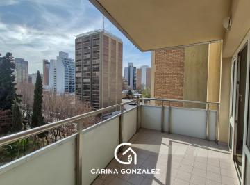 Departamento · 130m² · 4 Ambientes · 1 Cochera · Departamento Frente a La Plaza Goberación Nivel Gerencial