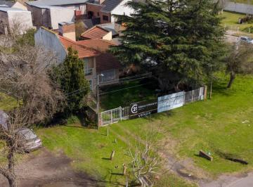 Terreno · 198m² · Lote en Venta en Gonnet Sobre Cmno Centenario - Ideal Desarrollo