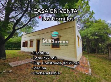 Casa · 82m² · 3 Ambientes · 2 Cocheras · Casa con Vista a Las Sierras, Amplio Parque y Pileta. Villa Dos Arroyos