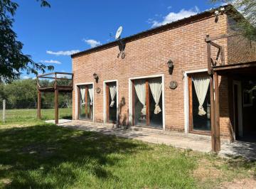 Quinta vacacional · 70m² · 2 Cocheras · Duplex - Las Maravillas Oeste - Traslasierra
