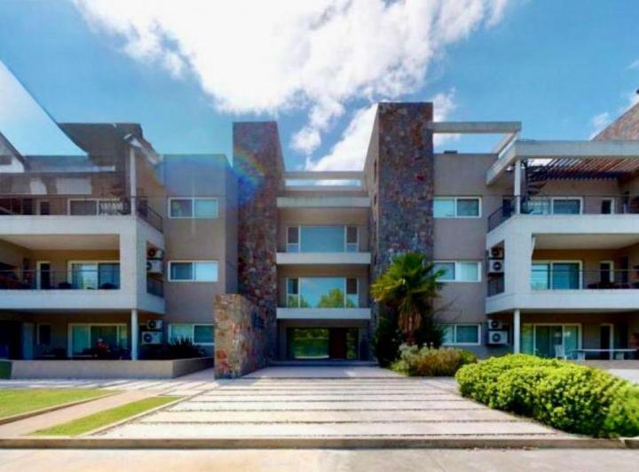 Departamento · 116m² · 4 Ambientes · 1 Cochera