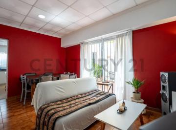 PH · 69m² · 4 Ambientes · PH de Dos Dorm. en Venta - La Plata