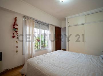 PH · 69m² · 4 Ambientes · PH de Dos Dorm. en Venta - La Plata