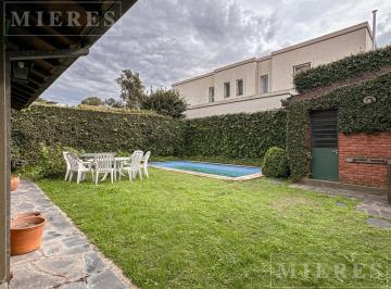 Casa · 162m² · 3 Dormitorios · 2 Cocheras · Casa en Venta en Las Lomas de San Isidro