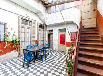 PH · 66m² · 4 Ambientes · Venta, PH, 4 Ambientes, Patio, Terraza, a Refaccionar, Sin Expensas, Parque Patricios, Barracas.