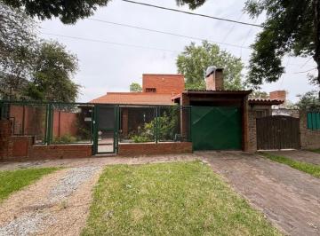 Casa de 6 ambientes, Rosario · Casa Amplia y Funcional en El Corazon de Fisherton R