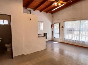 Departamento · 95m² · 3 Ambientes · Amplio Departamento y Local a La Calle