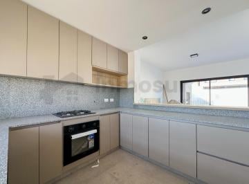 Casa · 120m² · 3 Ambientes · 2 Cocheras · Dúplex en Venta 3 Dorm Colinas de Manantiales