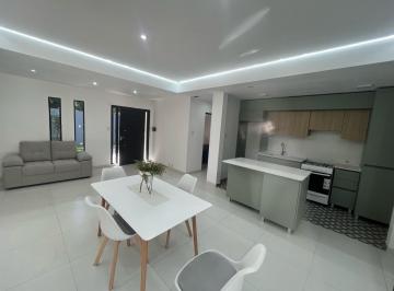 Casa · 76m² · 3 Ambientes · 2 Cocheras · Venta Casa Dos Dorm. a Estrenar Funes Parque Pileta