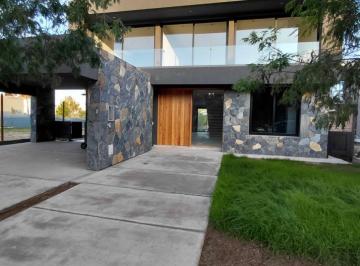 Casa de 8 ambientes, Luján de Cuyo · Alquilamos Casa a Estrenar en Palmares Valley