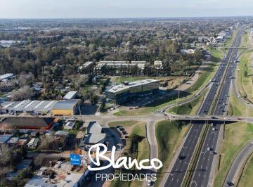 Oficina comercial · 179m² · Oficina en Venta en Pilar, G. B. a. Zona Norte, Argentina
